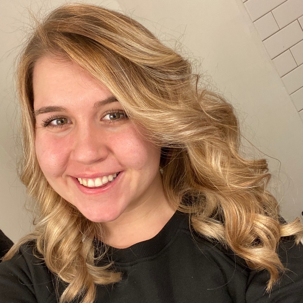 Meet your Posher, Leah